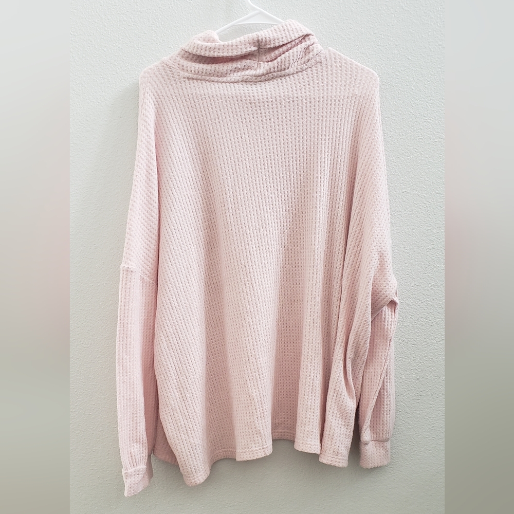 Honeydew Pink waffle textured turtle neck sweater size small